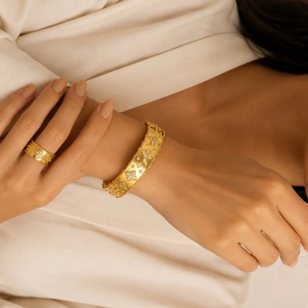 Royal Arabic Floral Gold Bangle & Ring Set