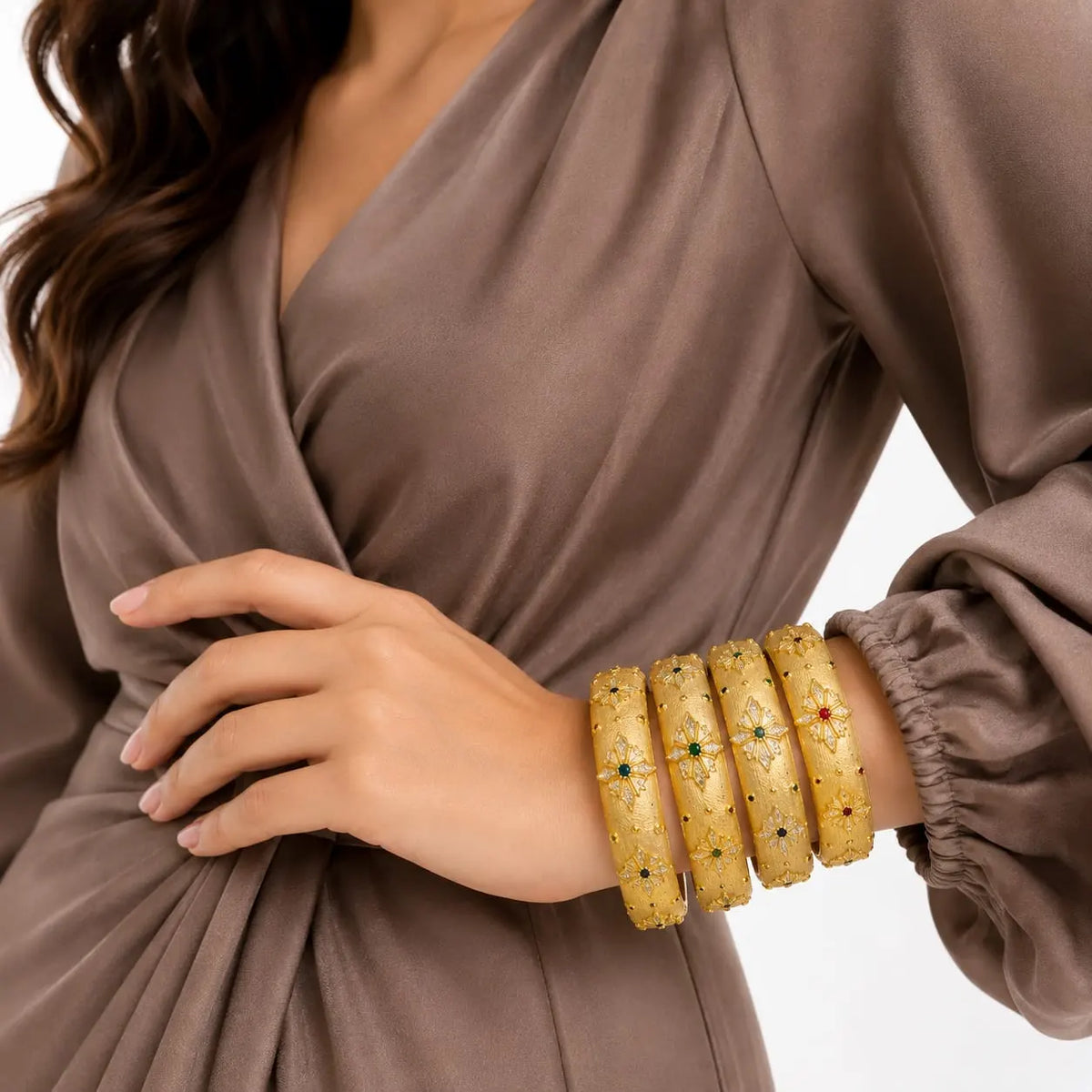 Royal Starburst Textured Gold Bangle & Ring Set