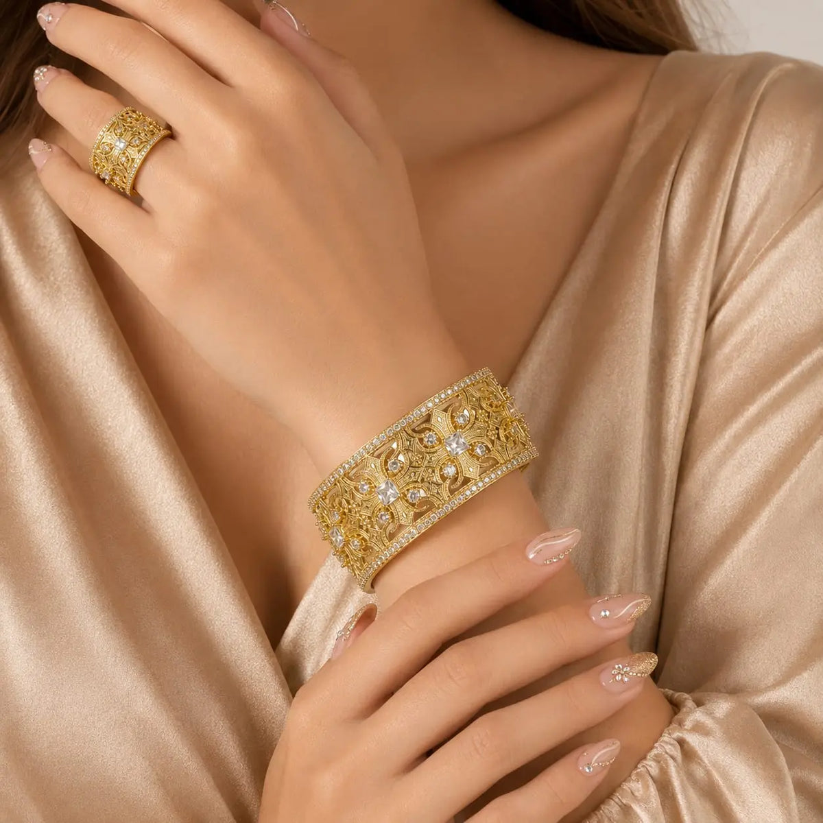 Royal Palace Filigree Gold Bangle & Ring Set