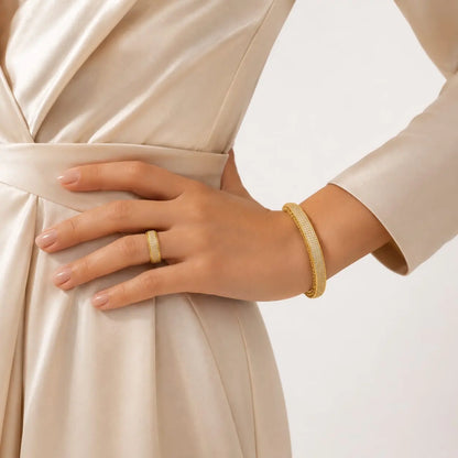 Royal Mesh Pave Gold Bangle & Ring Set